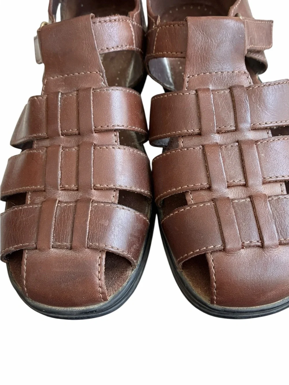 Cobbie Cuddlers Fisherman Comfort Sandals - Picture 8 of 12